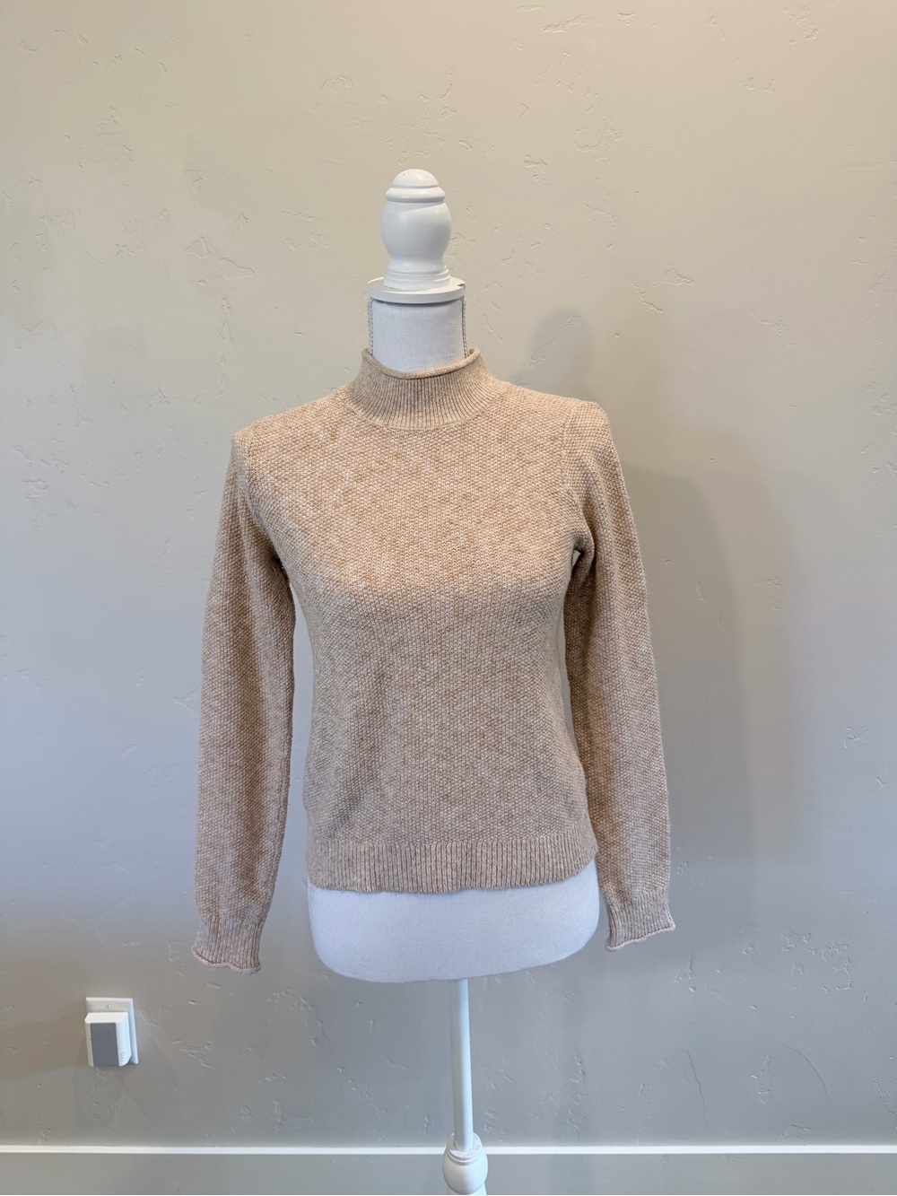 Abercrombie & Fitch Beige Mock Neck Sweater